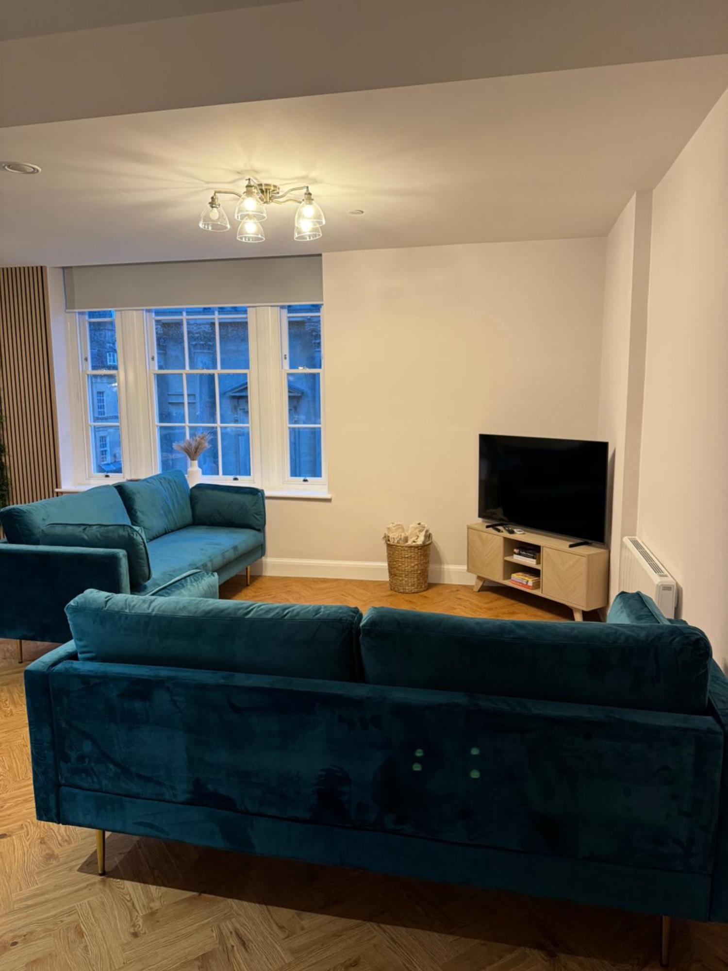 Haus Of Sulis, City Centre Apartment With Lift Access باث المظهر الخارجي الصورة