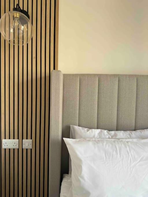 Haus Of Sulis, City Centre Apartment With Lift Access باث المظهر الخارجي الصورة